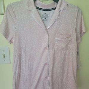 Women's pink pajamas set